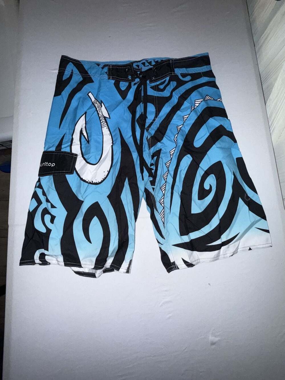 Unitop Men's Board Shorts Swim Trunks Fish Hook Tribal Print (b4-6)